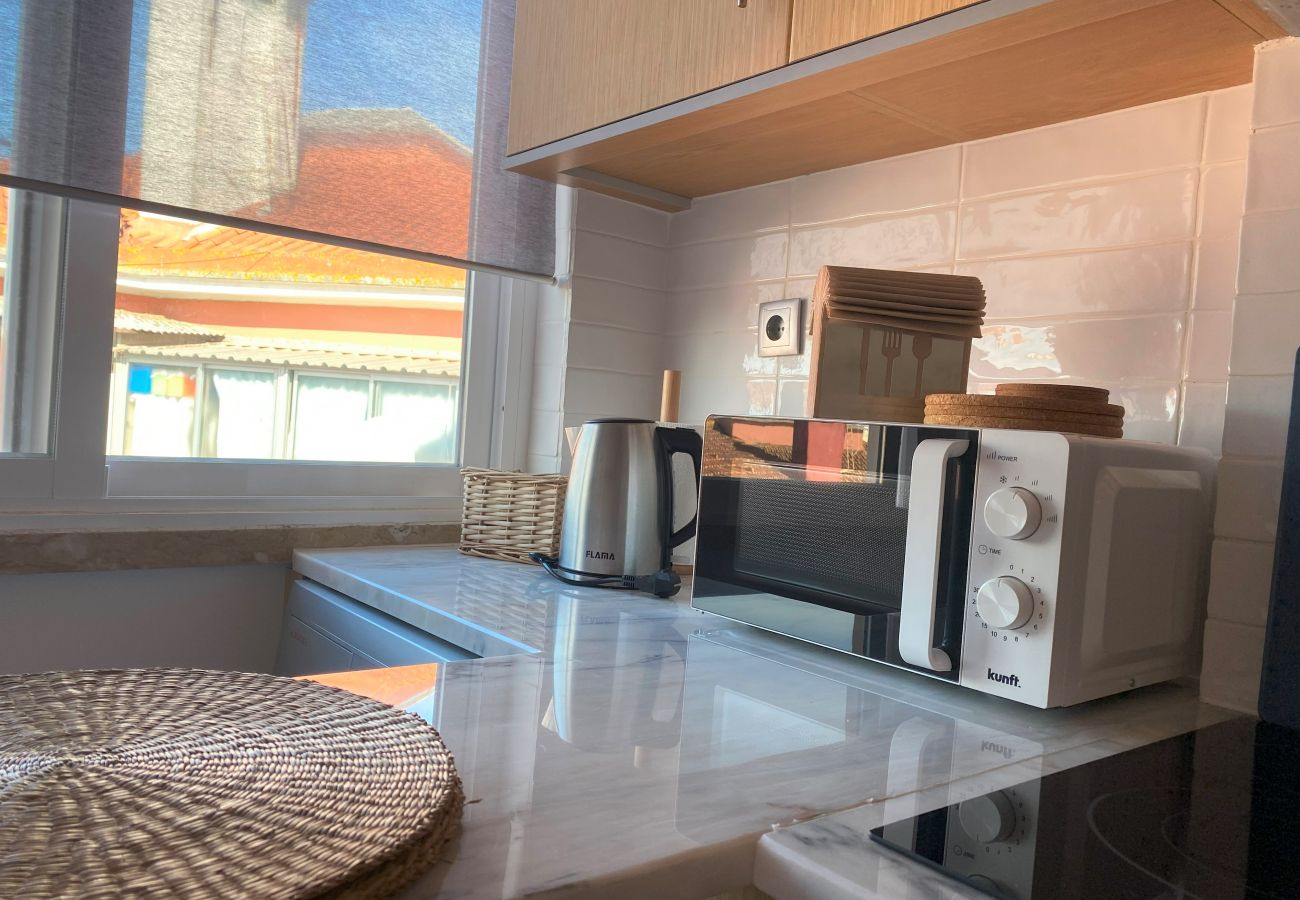 Apartamento em Amadora -  Lisboa, renovado apartamento T2 junto às Portas de Benfica