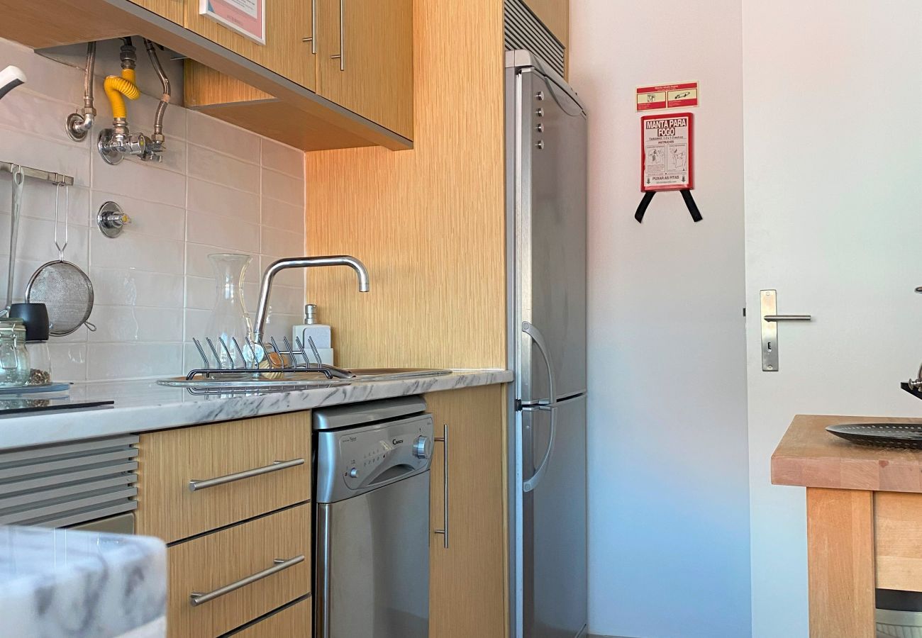 Apartamento em Amadora -  Lisboa, renovado apartamento T2 junto às Portas de Benfica