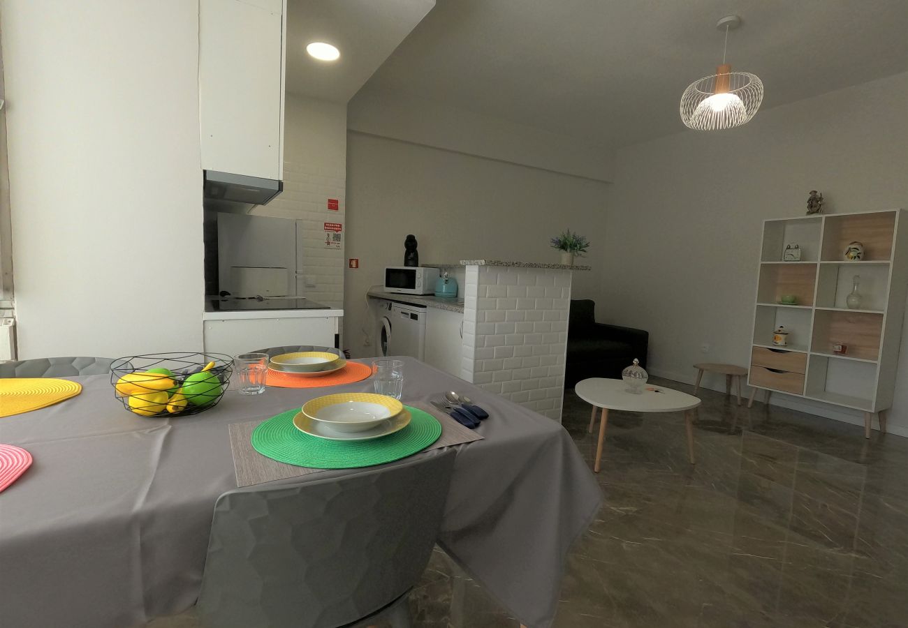 Apartamento em Costa de Caparica - Caparica, apartamento T1 Renovado, Costa de Caparica, Lisboa 