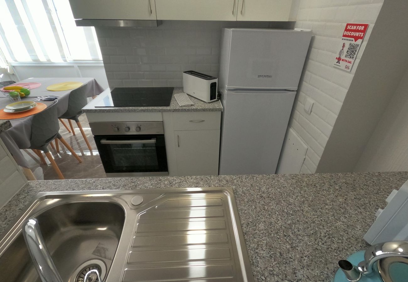 Apartamento em Costa de Caparica - Caparica, apartamento T1 Renovado, Costa de Caparica, Lisboa 