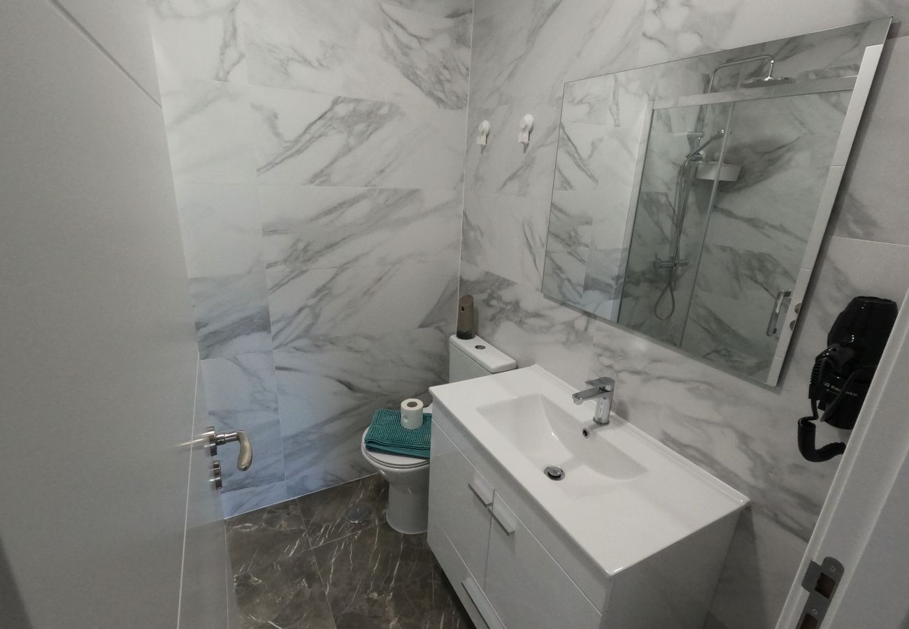 Apartamento em Costa de Caparica - Caparica, apartamento T1 Renovado, Costa de Caparica, Lisboa 