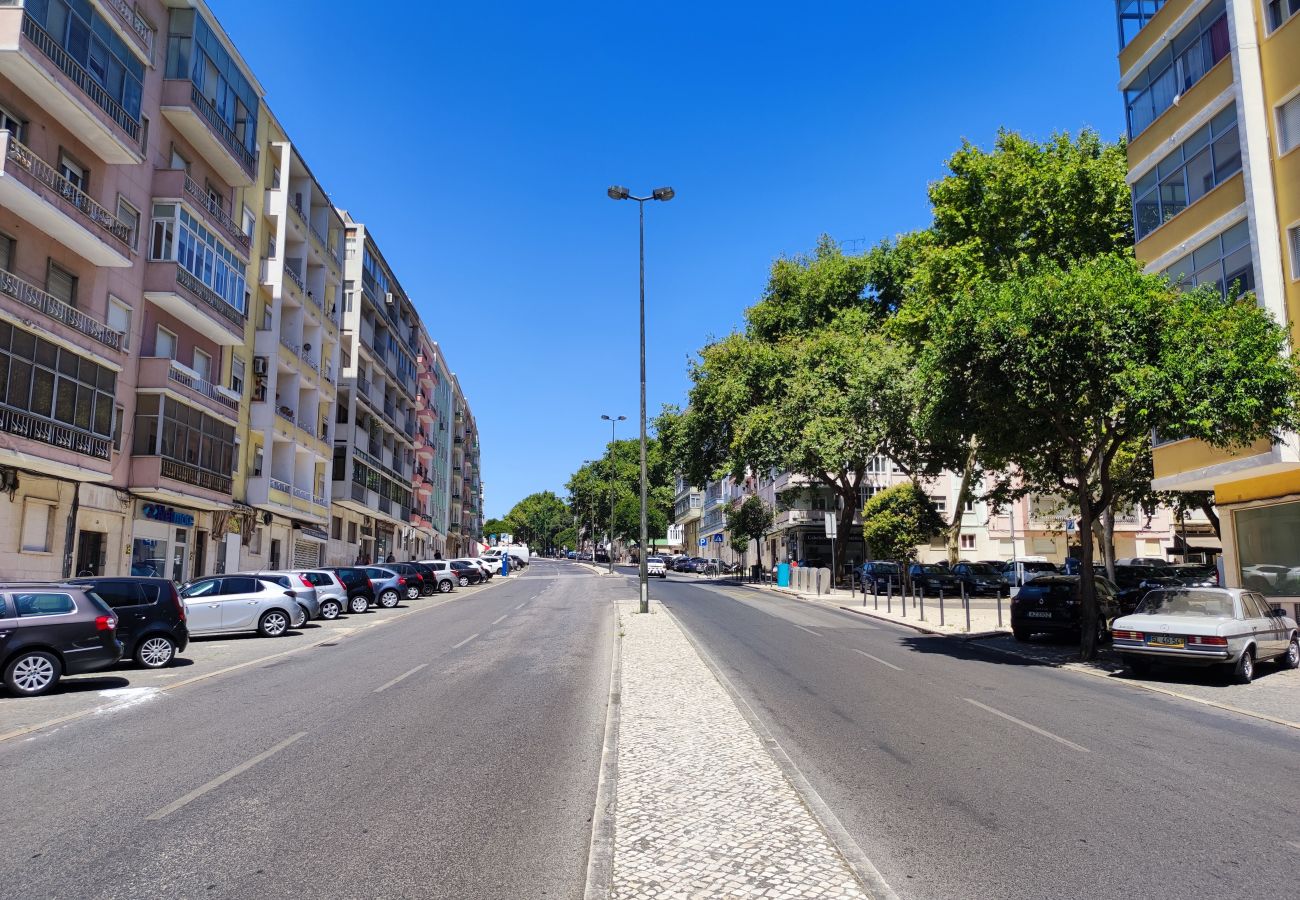 Quarto em Lisboa - Lisboa, Quarto com AC na Penha de França, Lisboa