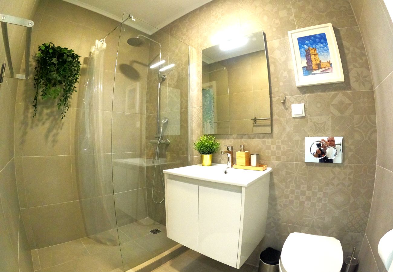 Apartamento em Lisboa - Lisboa T3 moderno em Benfica, Lisboa