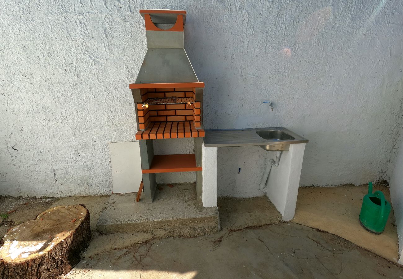 Villa em Caparica - Caparica, Quinta V4 com amplo jardim em Lazarim, Caparica