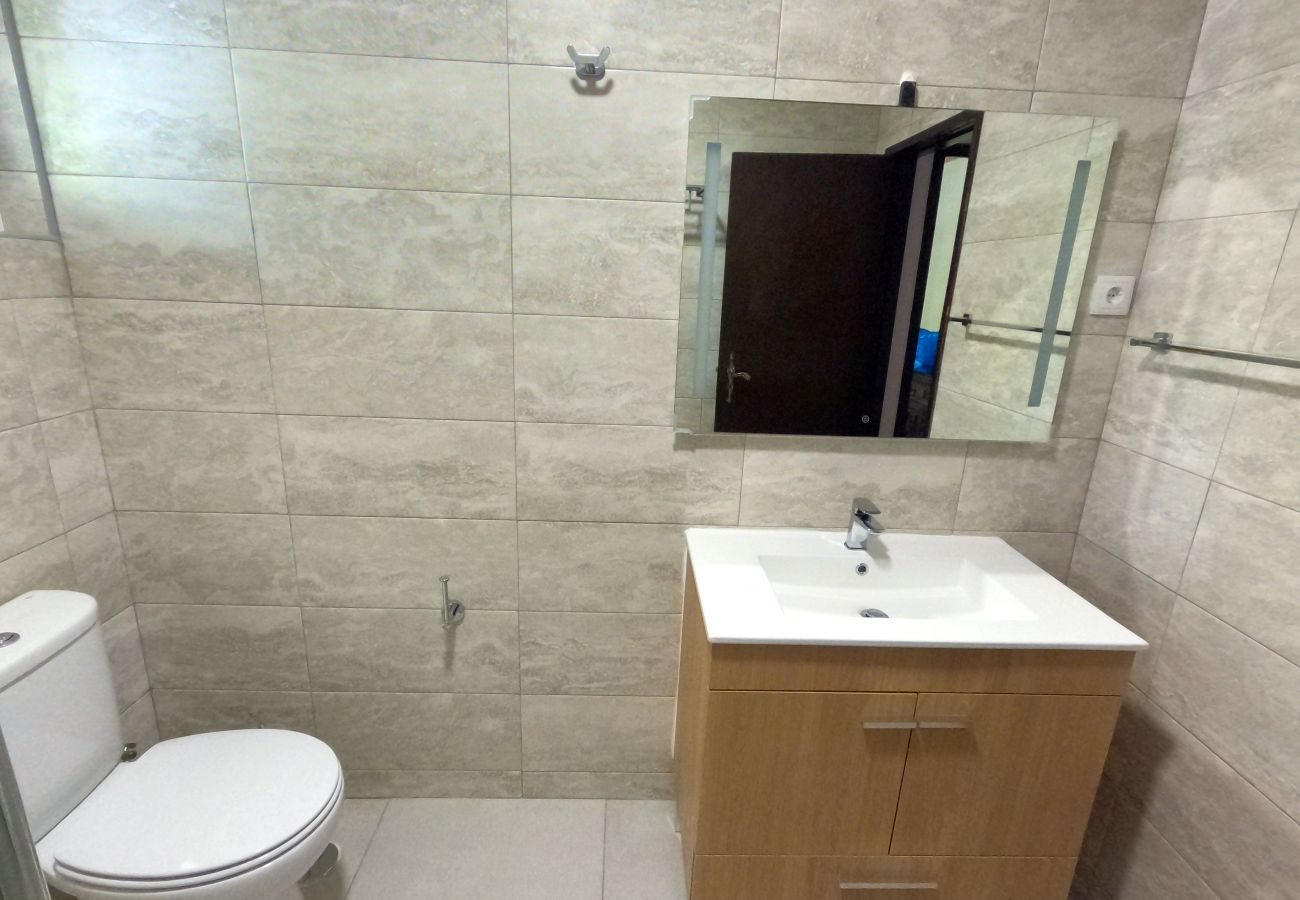 Villa em Caparica - Caparica, Quinta V4 com amplo jardim em Lazarim, Caparica