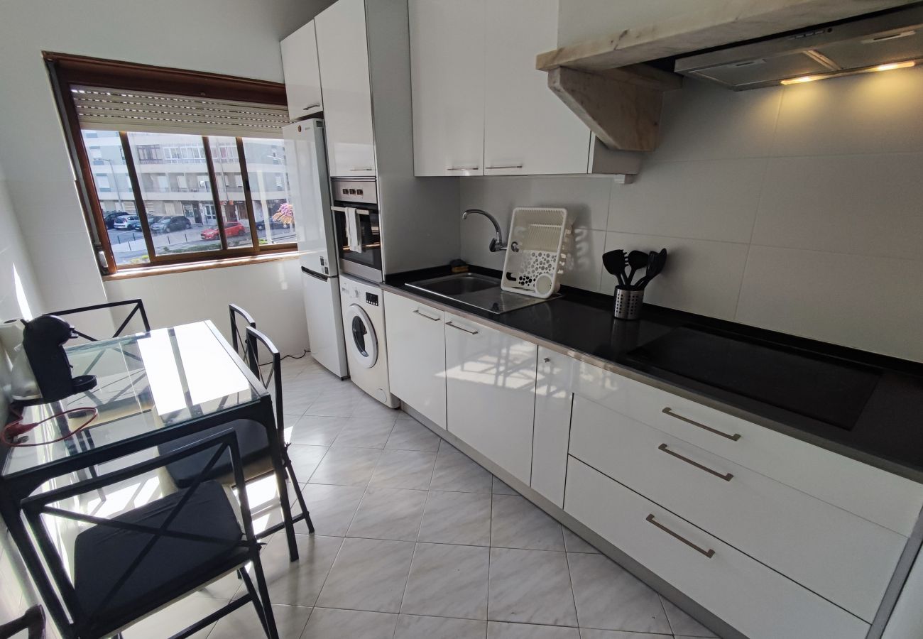 Apartamento em Queluz - Sintra, T3 com terraço em Massamá, Queluz, Sintra