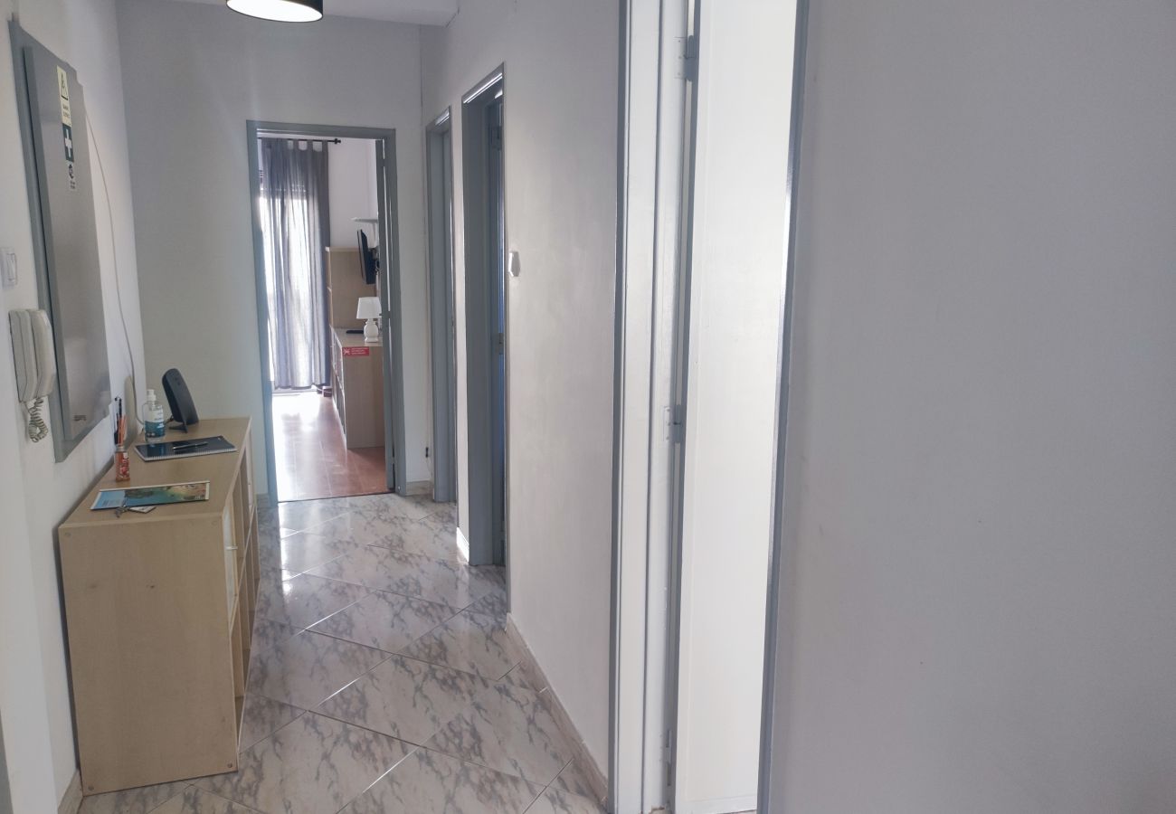 Apartamento em Queluz - Sintra, T3 com terraço em Massamá, Queluz, Sintra
