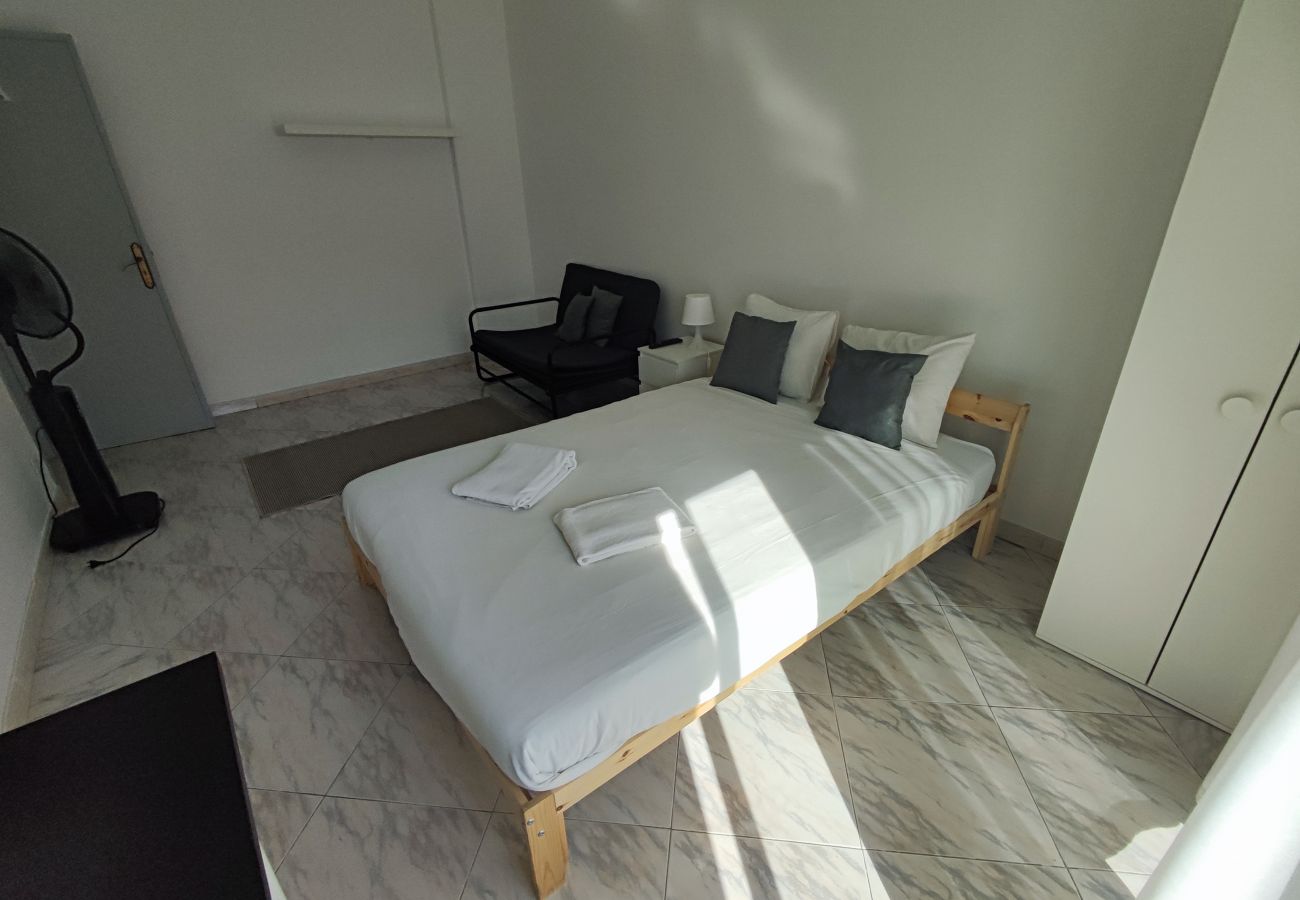 Apartamento em Queluz - Sintra, T3 com terraço em Massamá, Queluz, Sintra