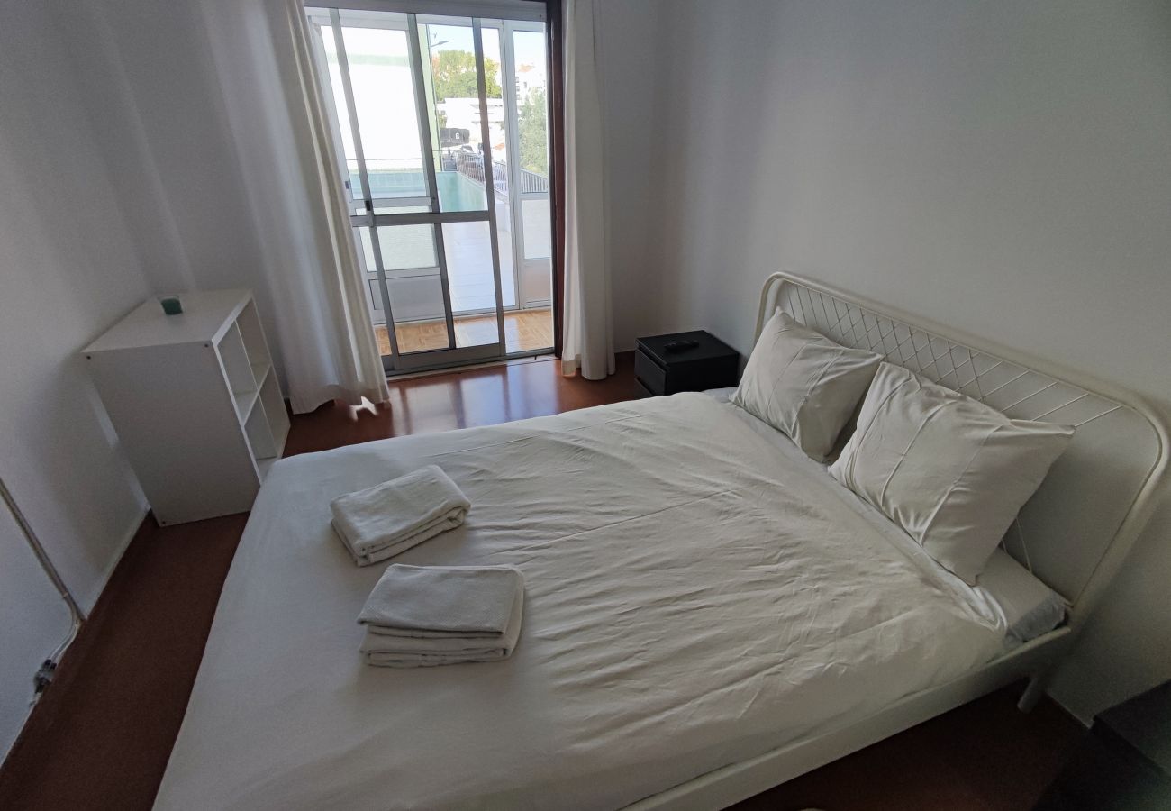 Apartamento em Queluz - Sintra, T3 com terraço em Massamá, Queluz, Sintra