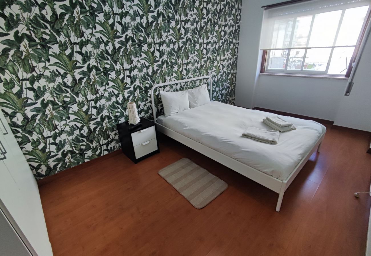Apartamento em Queluz - Sintra, T3 com terraço em Massamá, Queluz, Sintra