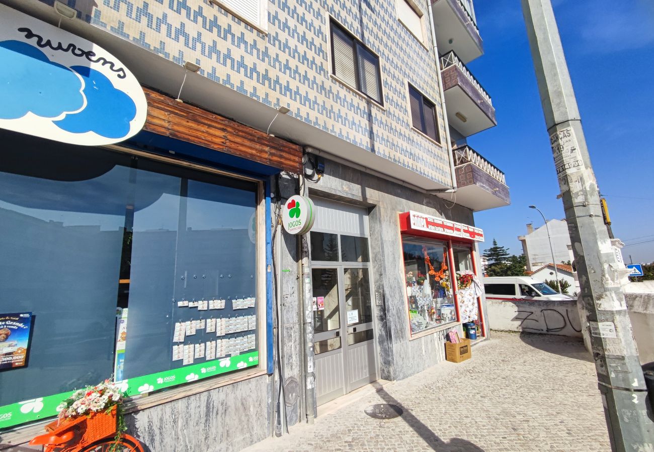 Apartamento em Queluz - Sintra, T3 com terraço em Massamá, Queluz, Sintra