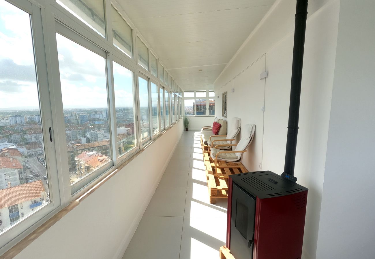Apartamento em Almada - Almada, T1 + 1 Renovado, Laranjeiro, Lisboa