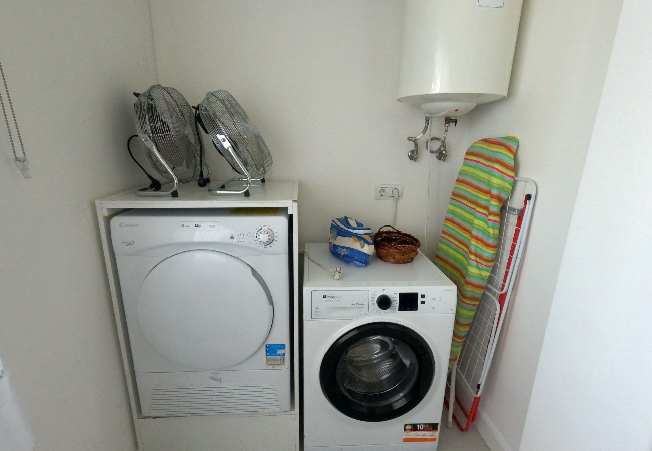 Apartamento em Almada - Almada, T1 + 1 Renovado, Laranjeiro, Lisboa