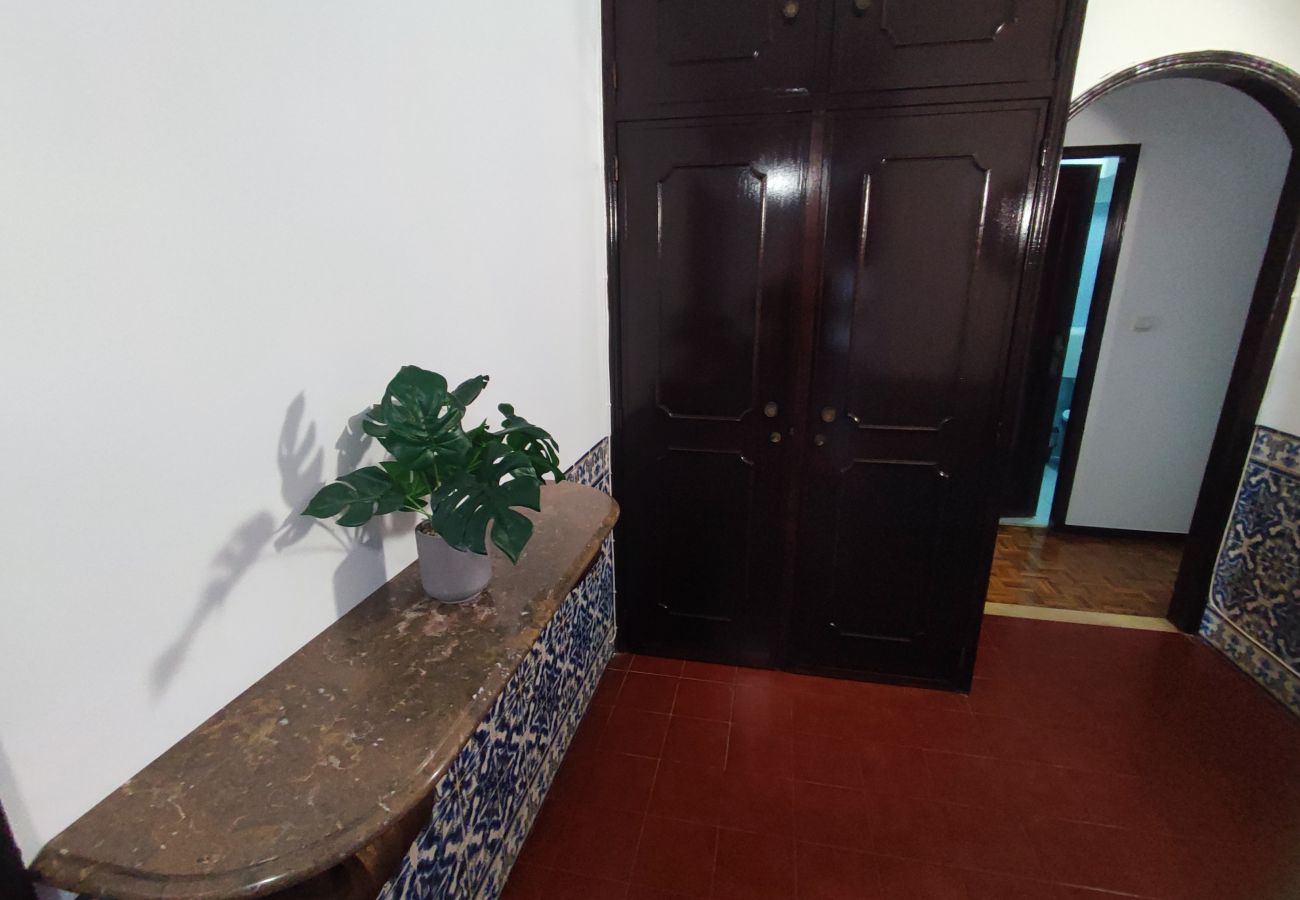 Apartamento em Amadora - Lisboa, T2 espaçoso na Damaia, Lisboa