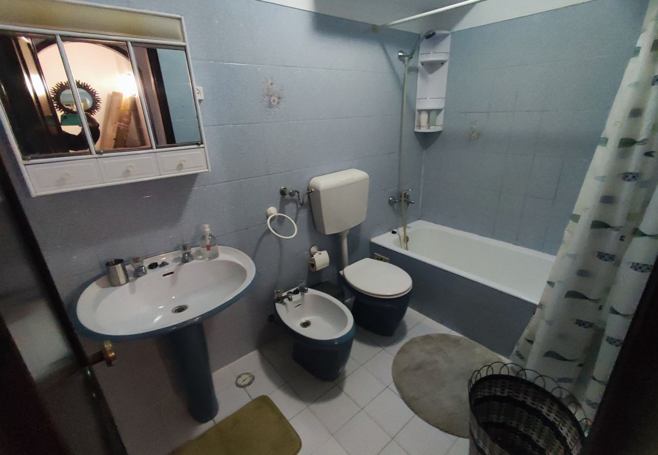 Apartamento em Amadora - Lisboa, T2 espaçoso na Damaia, Lisboa