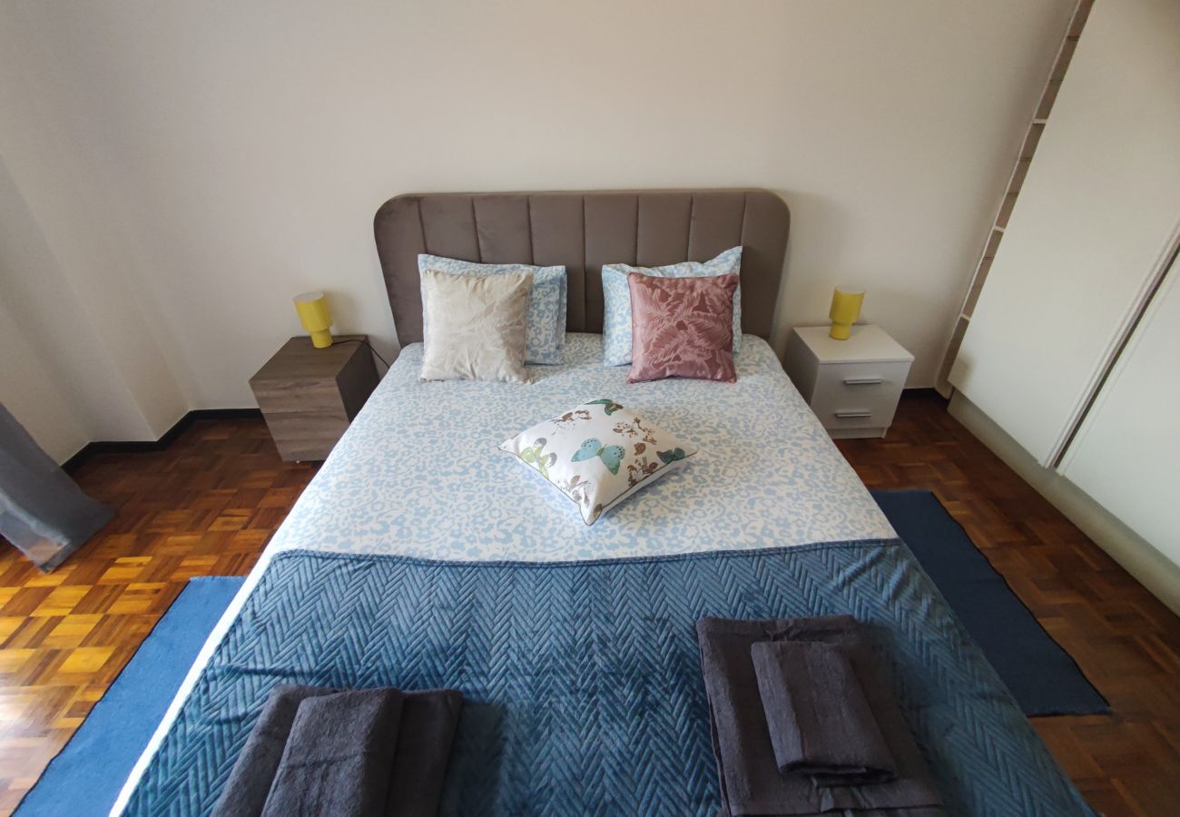 Apartamento em Amadora - Lisboa, T2 espaçoso na Damaia, Lisboa