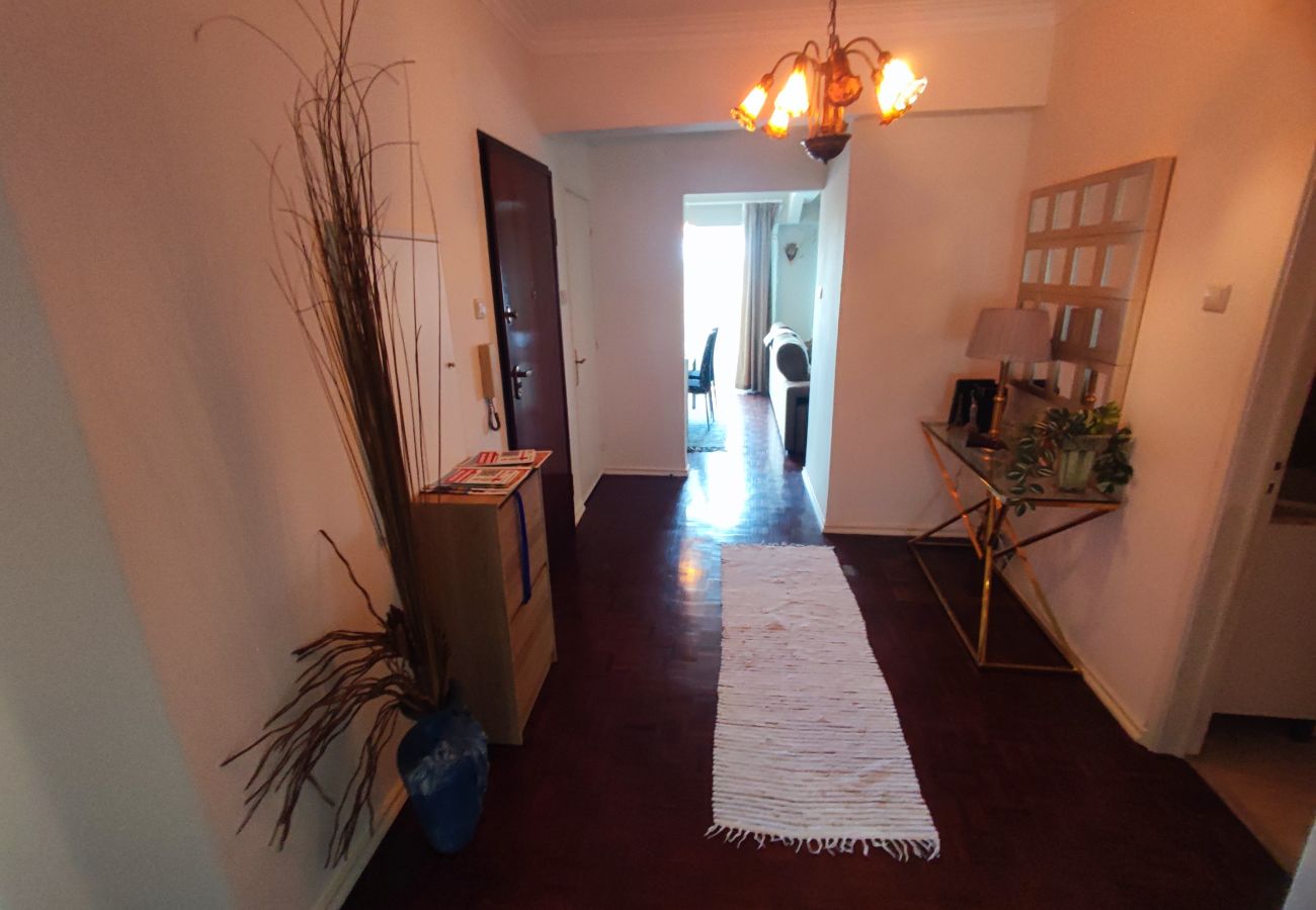 Apartamento em Almada - Almada, apartamento T2 c/ varanda, Feijó, Lisboa