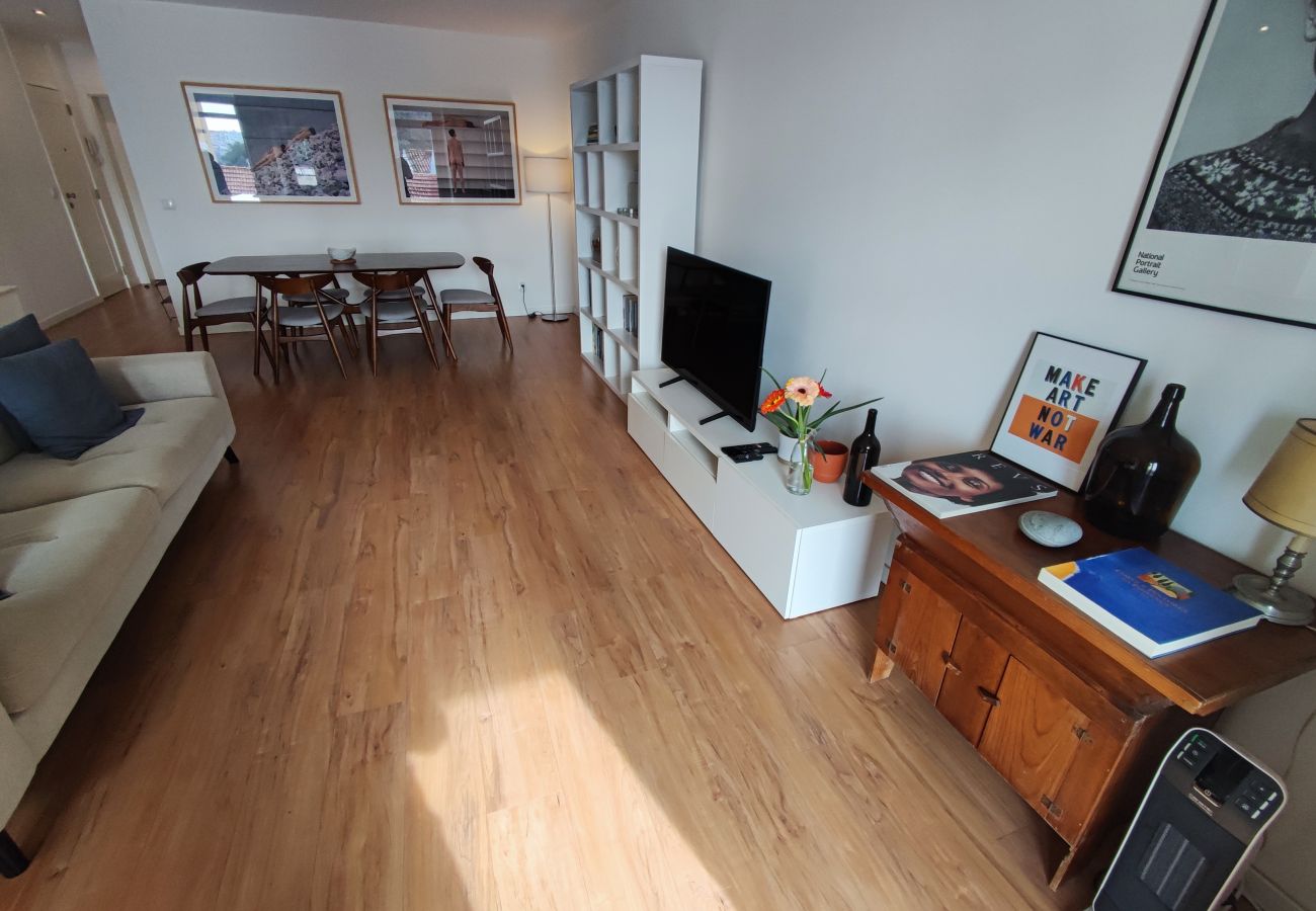 Apartamento em Lisboa - Lisboa T1 Varanda com vista rio, R Cidade Cardiff, Lisboa