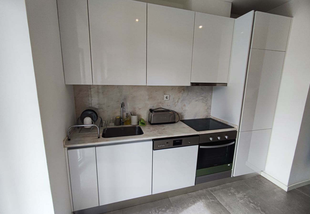 Apartamento em Lisboa - Lisboa T1 Varanda com vista rio, R Cidade Cardiff, Lisboa