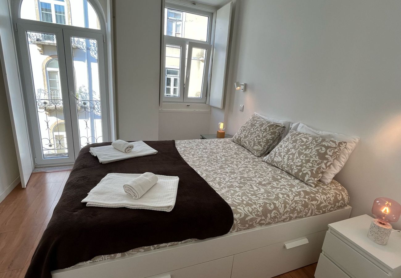 Apartamento em Lisboa - Lisboa T1 Varanda com vista rio, R Cidade Cardiff, Lisboa