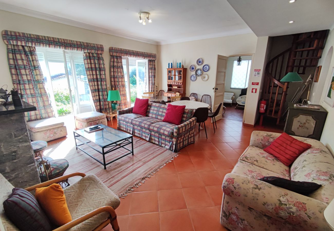Casa em Colares - Sintra, Moradia rustica tradicional em Colares, Sintra