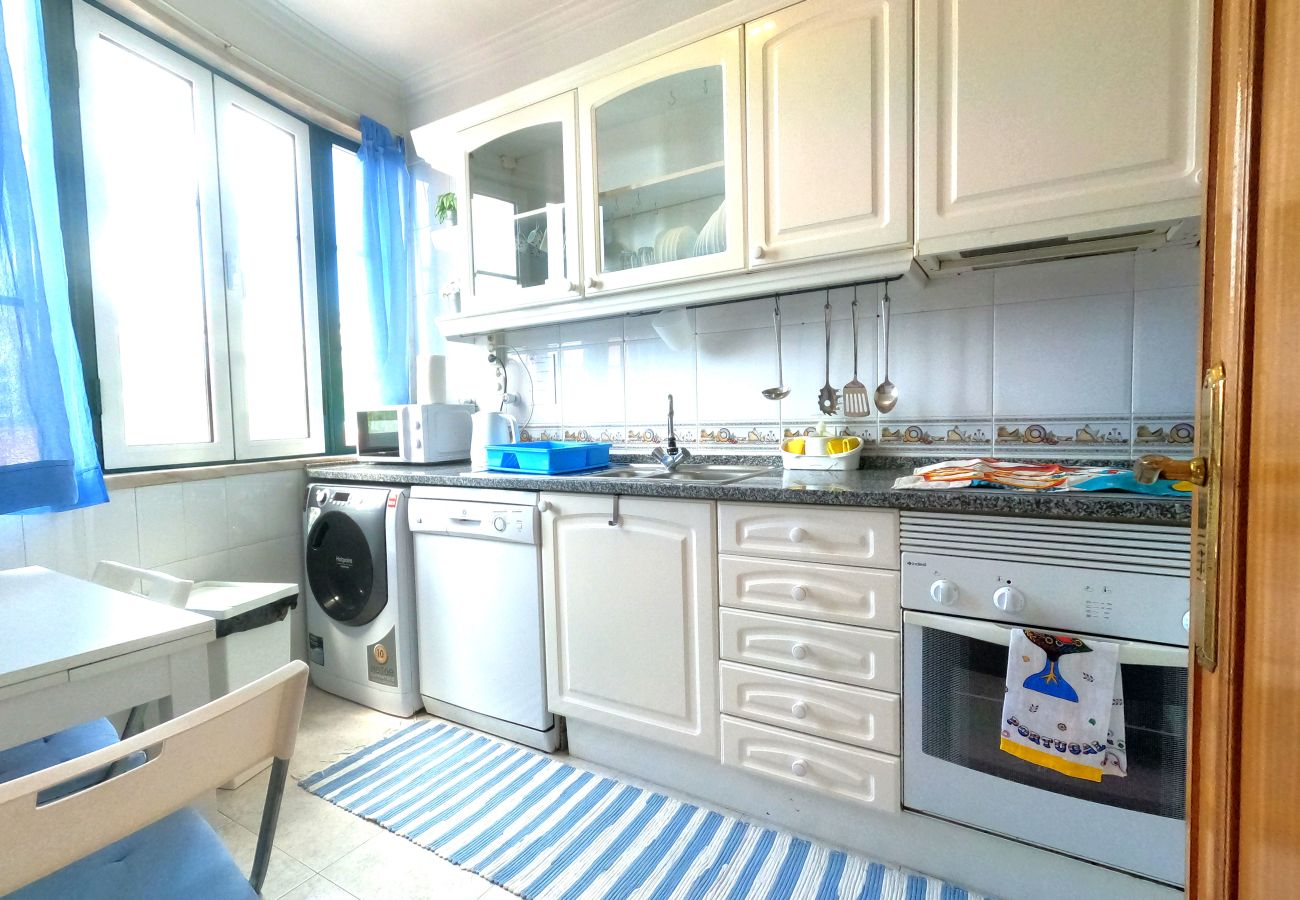 Apartamento em Oeiras - Lisboa, apartamento T1 Moderno com varanda em Barcarena, Oeiras