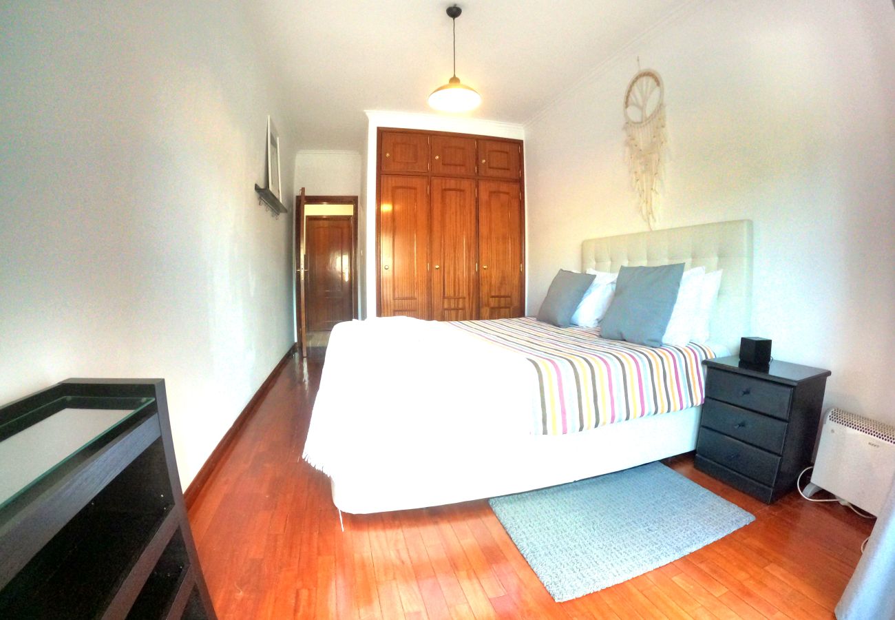 Apartamento em Oeiras - Lisboa, apartamento T1 Moderno com varanda em Barcarena, Oeiras