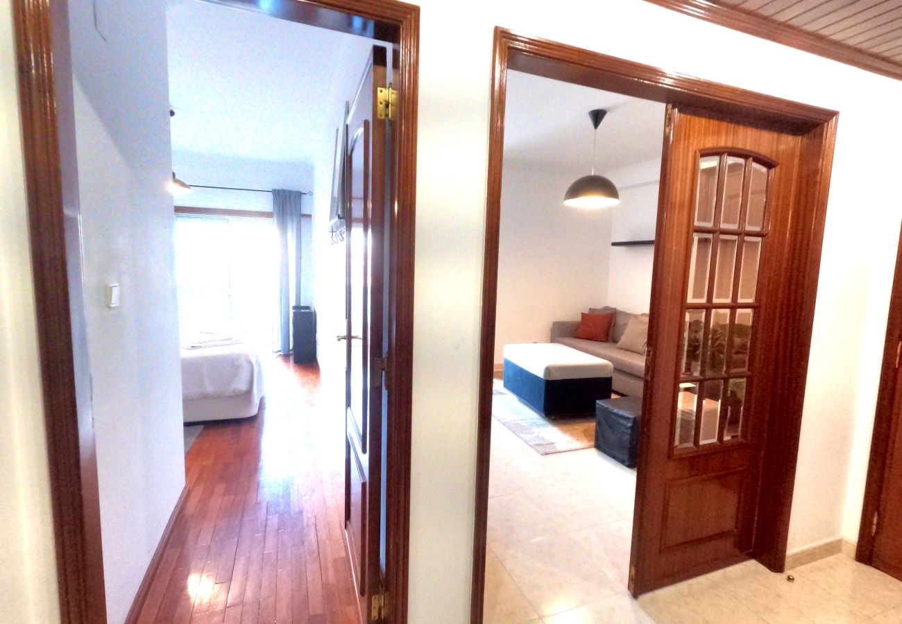 Apartamento em Oeiras - Lisboa, apartamento T1 Moderno com varanda em Barcarena, Oeiras