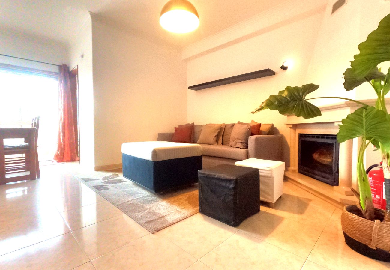 Apartamento em Oeiras - Lisboa, apartamento T1 Moderno com varanda em Barcarena, Oeiras
