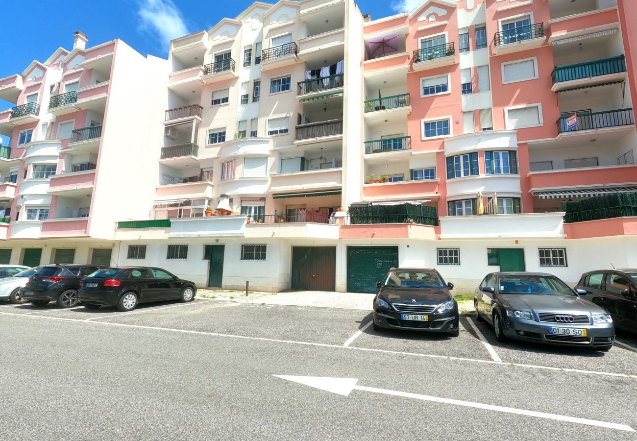 Apartamento em Oeiras - Lisboa, apartamento T1 Moderno com varanda em Barcarena, Oeiras