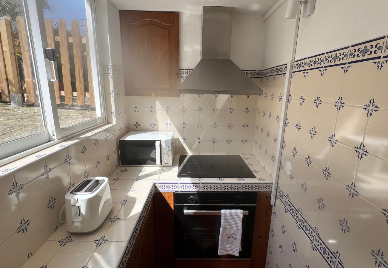 Apartamento em Estoril - Cascais, T2 com excelente jardim no Estoril, Livramento