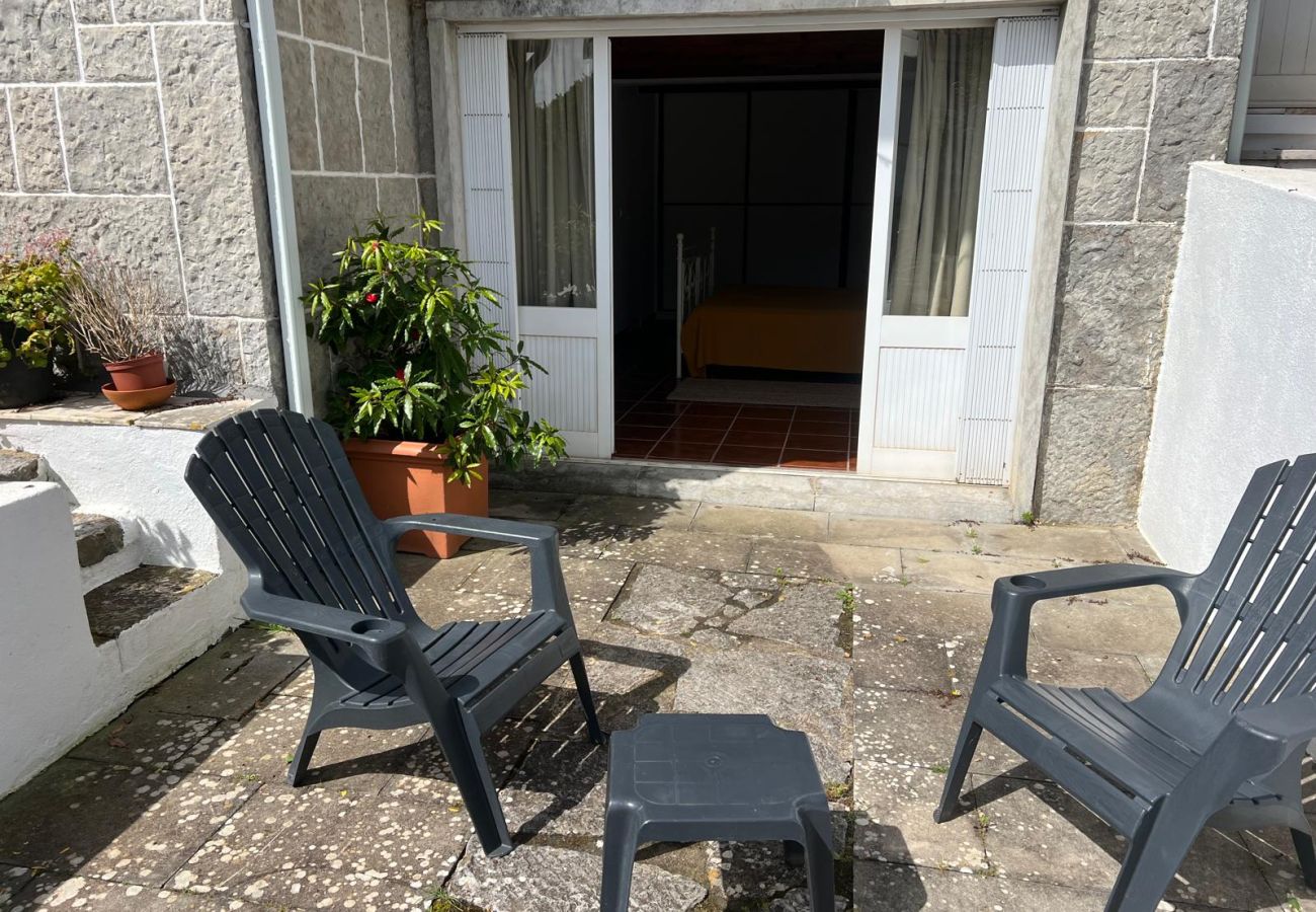 Apartamento em Estoril - Cascais, T2 com excelente jardim no Estoril, Livramento