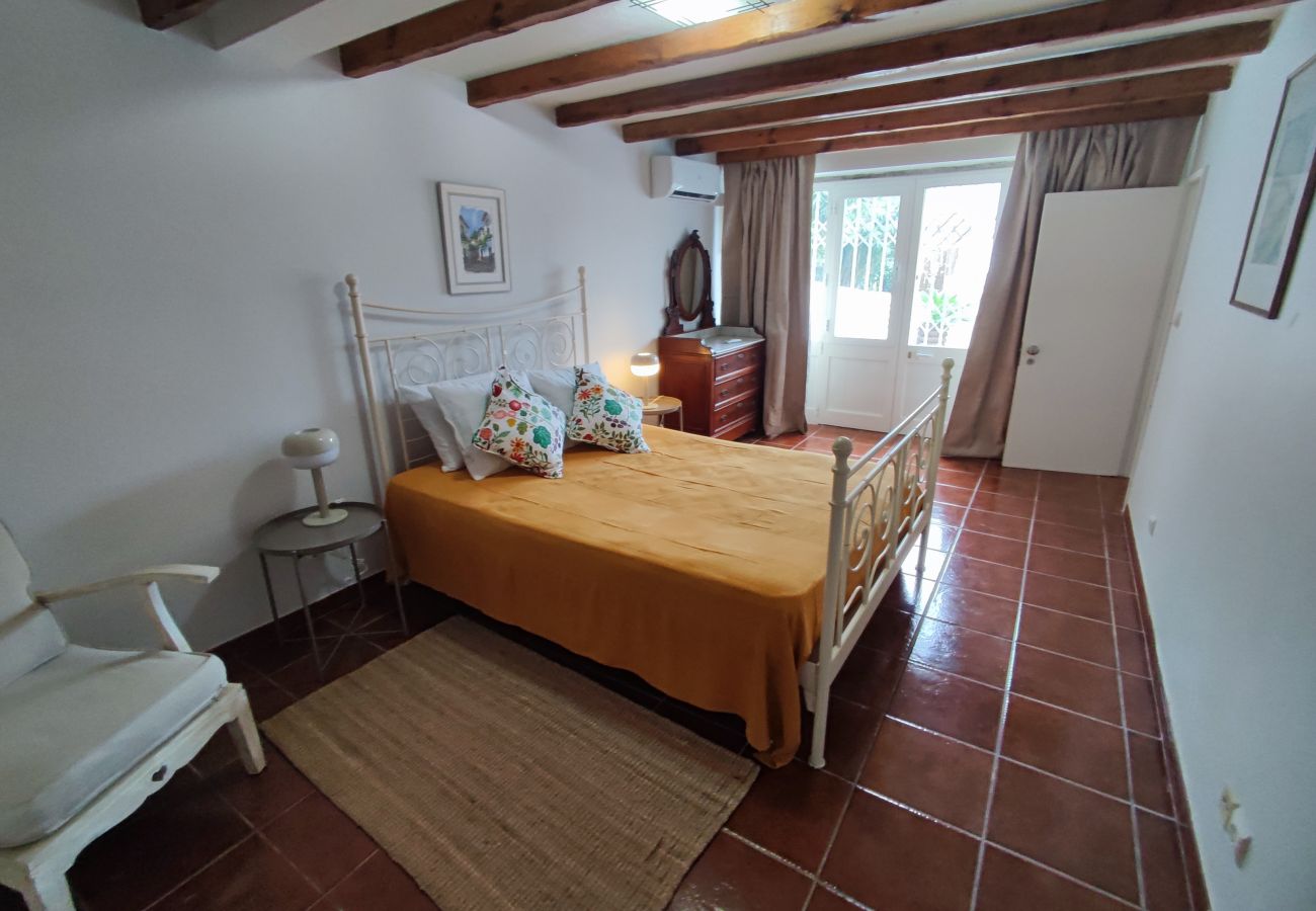 Apartamento em Estoril - Cascais, T2 com excelente jardim no Estoril, Livramento