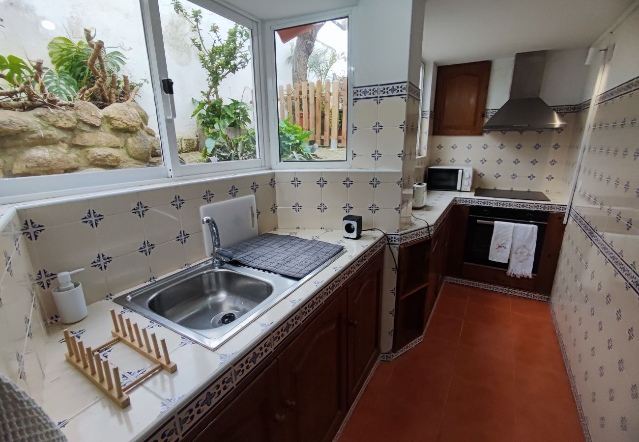 Apartamento em Estoril - Cascais, T2 com excelente jardim no Estoril, Livramento