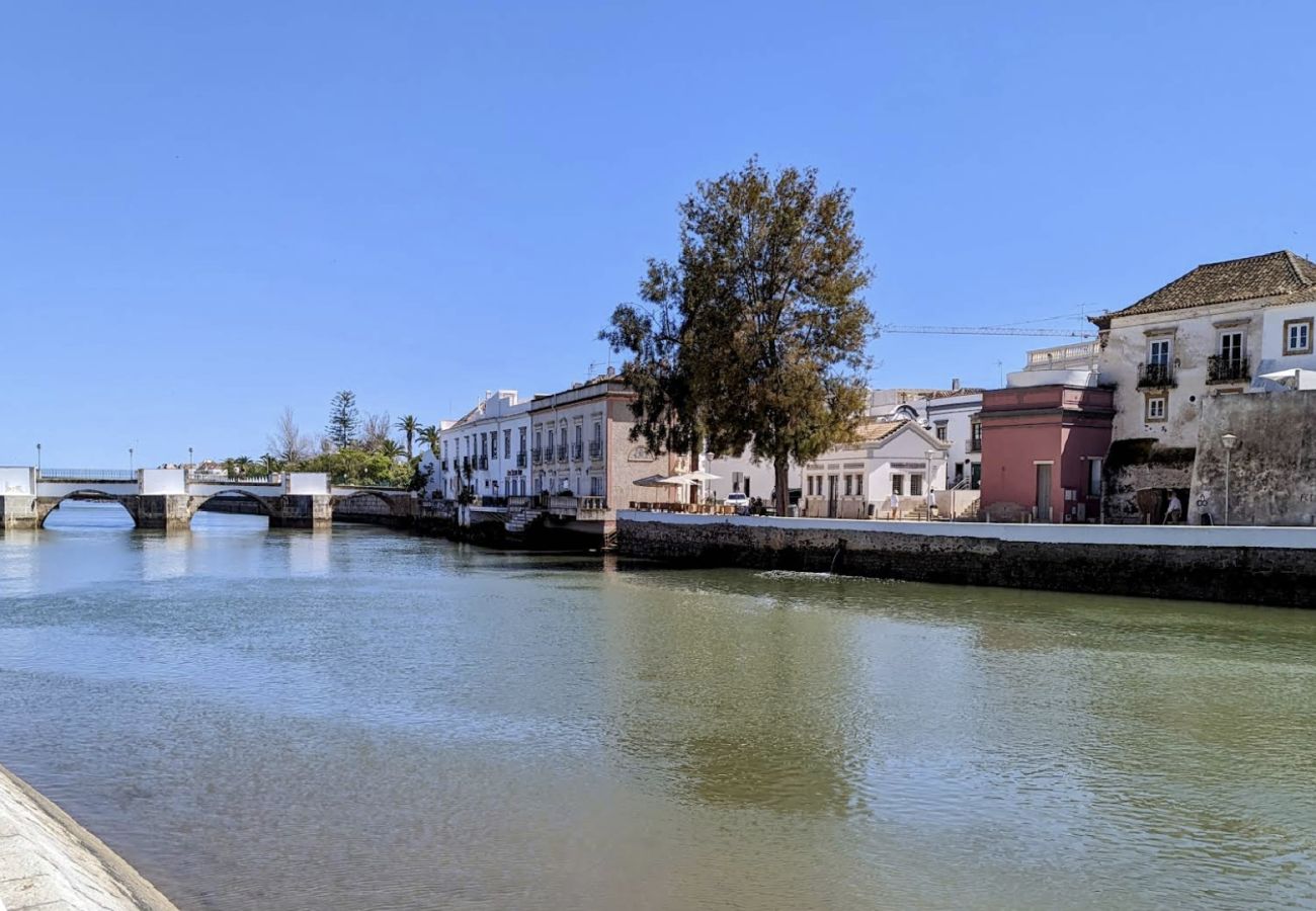 Apartamento em Tavira - Tavira, Apartamento T2 com varanda e Piscina, Vale Caranguejo, Tavira