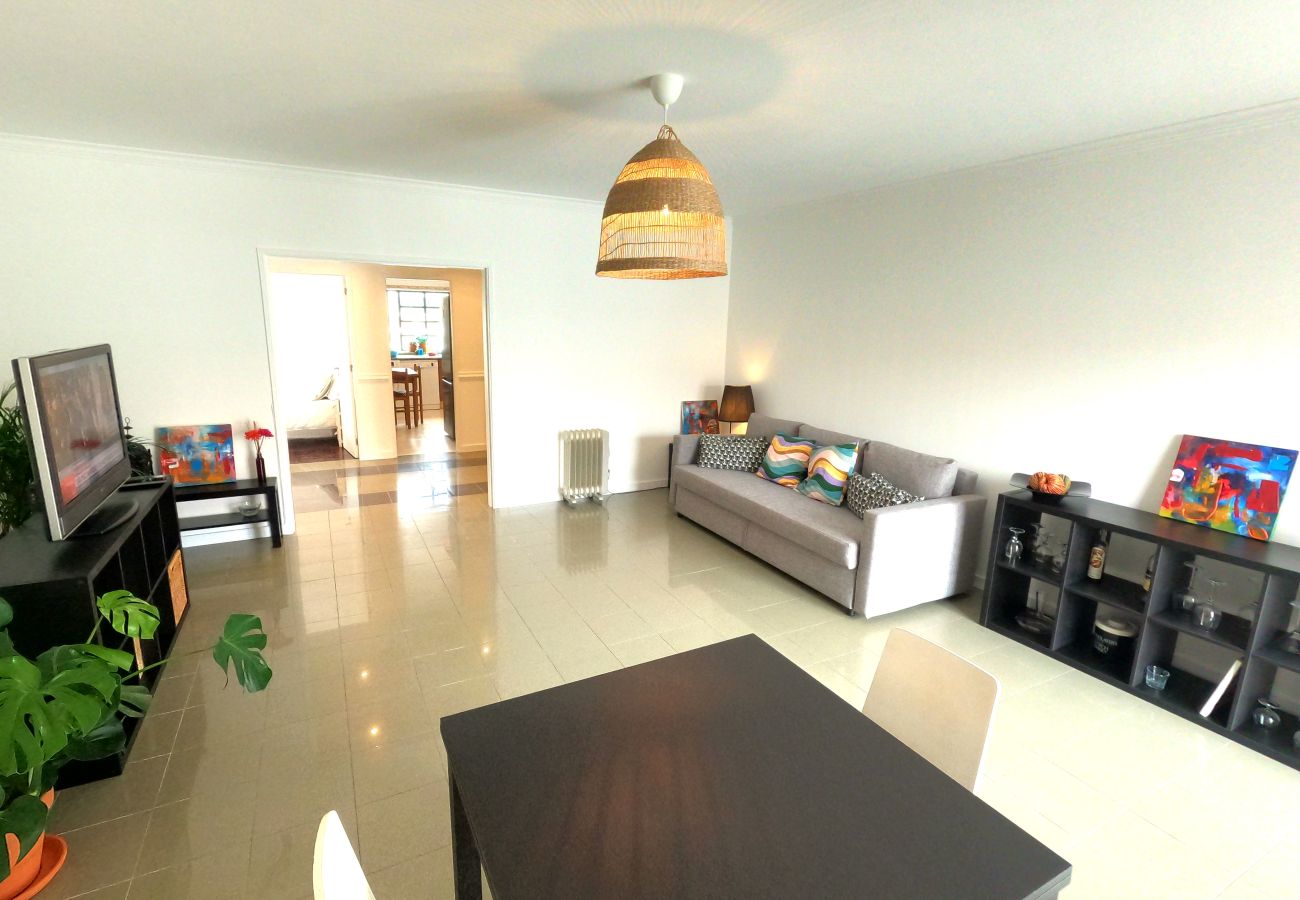 Apartamento em Almada - T1 Cacilhas - Varanda e vista rio, Almada, Lisboa