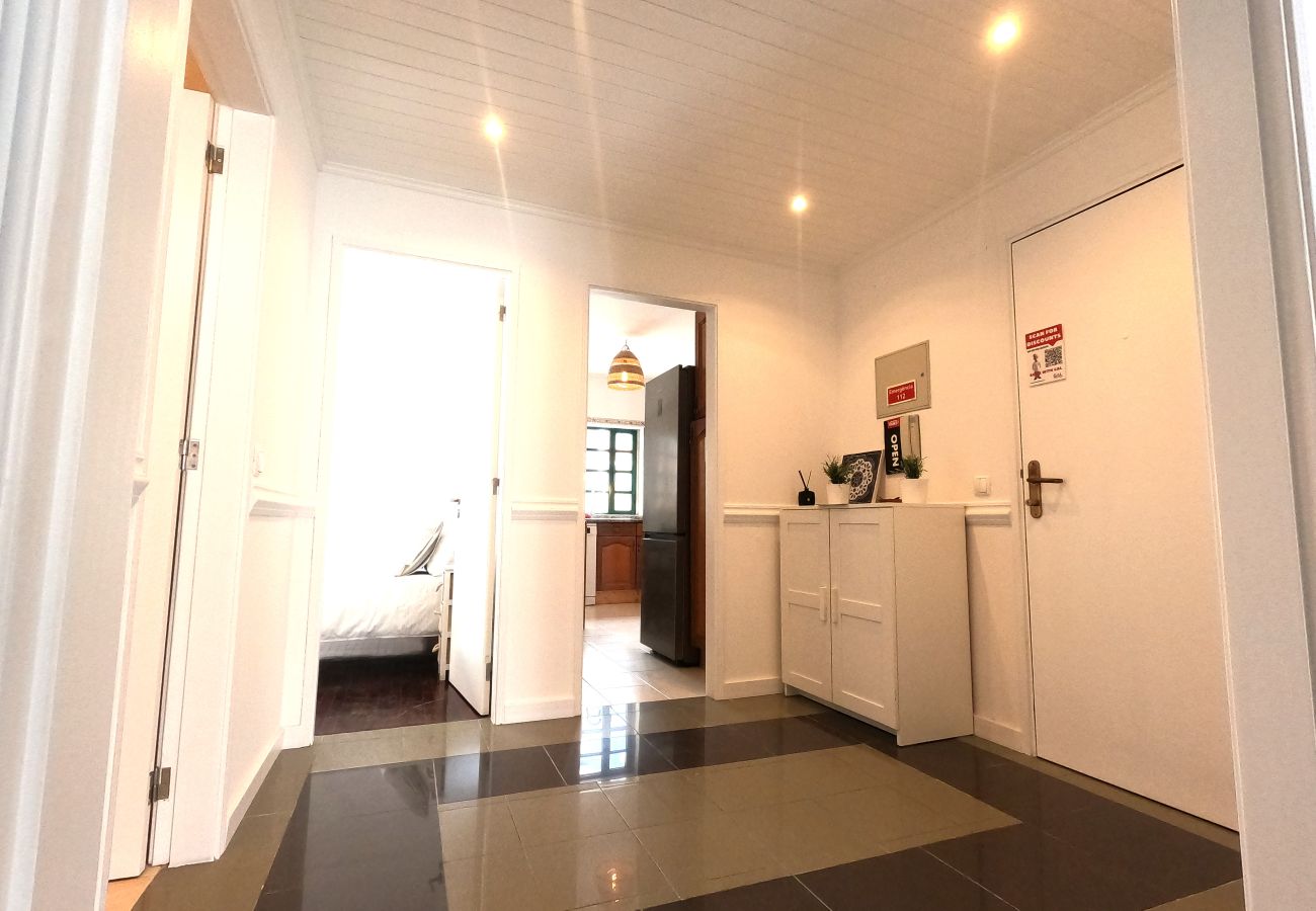 Apartamento em Almada - T1 Cacilhas - Varanda e vista rio, Almada, Lisboa