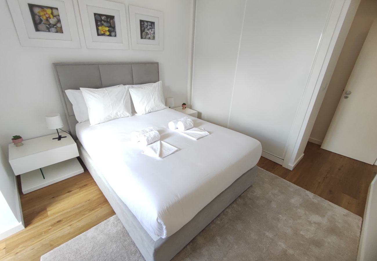 Apartamento em Lisboa - Lisboa, apartamento T2+1 renovado com varanda próximo do Saldanha, Estefânia, Lisboa