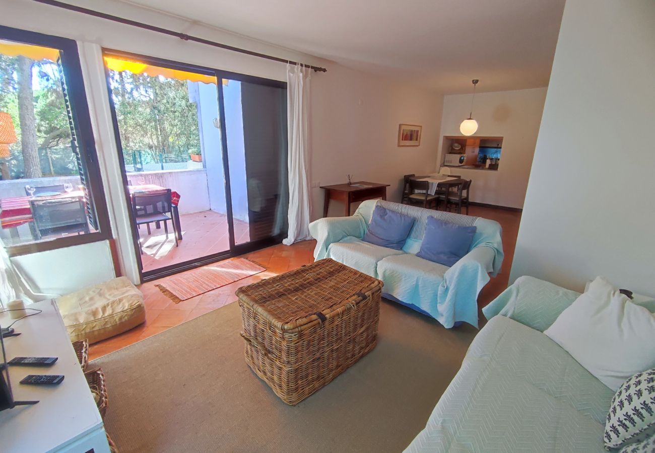 Apartamento em Albufeira - Apartamento T2 com jardim privativo nos Apartamentos da Balaia, Albufeira, Algarve