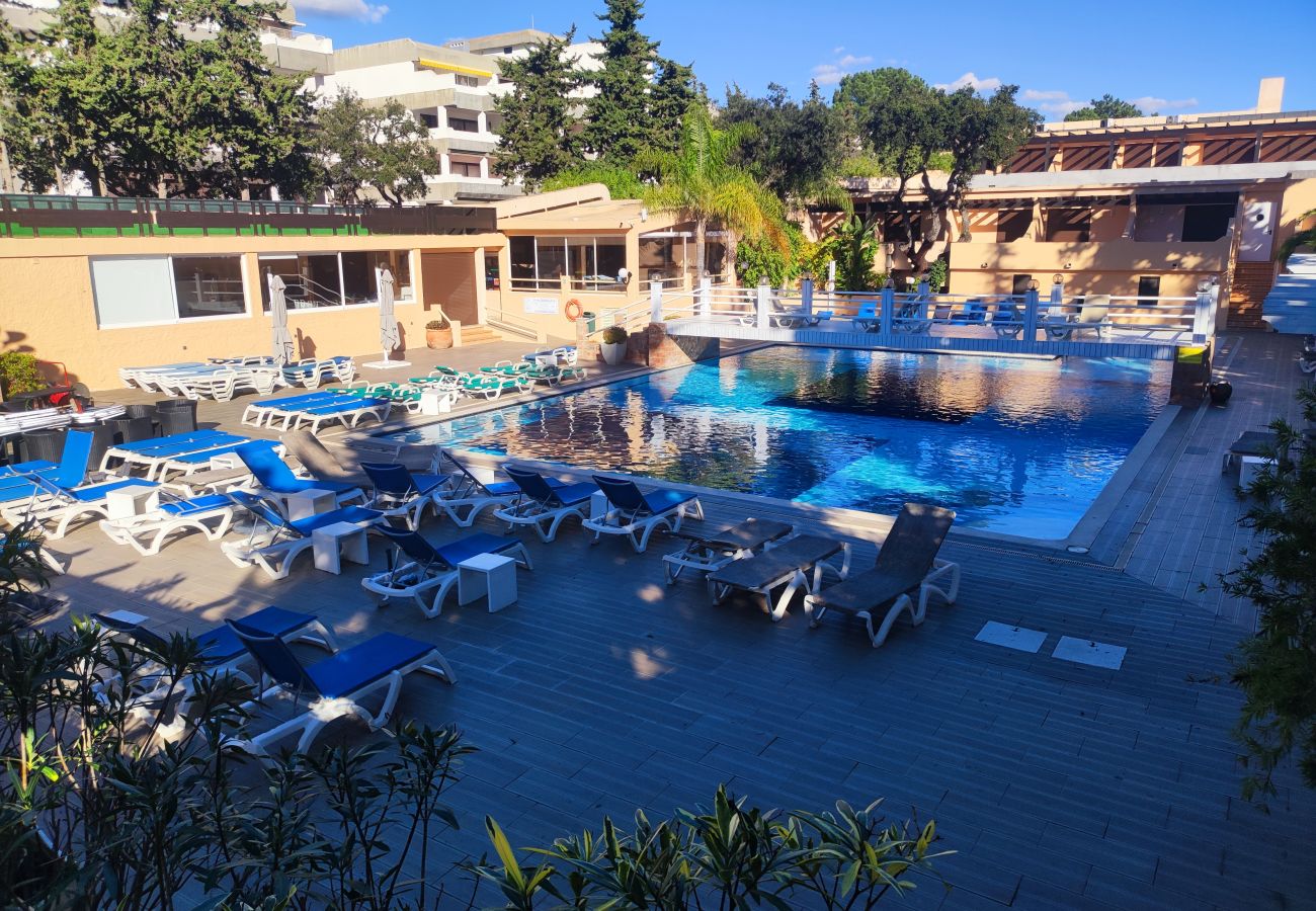 Apartamento em Albufeira - Apartamento T2 com jardim privativo nos Apartamentos da Balaia, Albufeira, Algarve