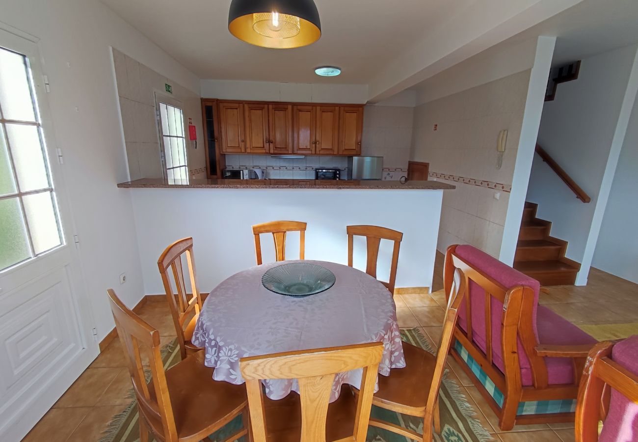 Casa em Porto da Cruz - Madeira, Casa de 2 quartos com vista mar e Penha de Águia, Porto da Cruz, ilha da Madeira