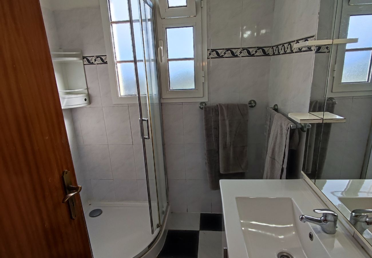 Casa em Porto da Cruz - Madeira, Casa de 2 quartos com vista mar e Penha de Águia, Porto da Cruz, ilha da Madeira