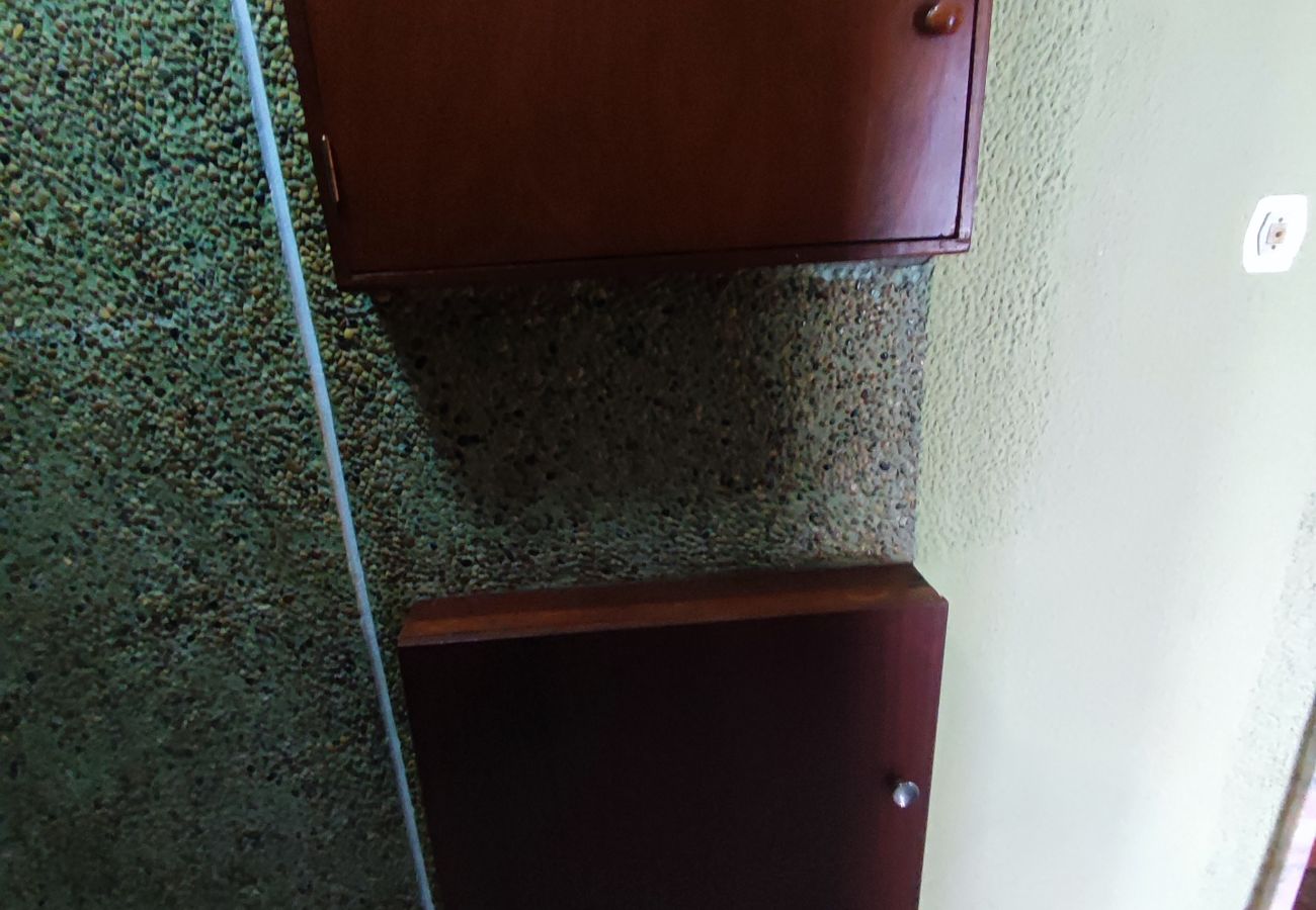 Apartamento em Quarteira - Algarve, apartamento T1+1 acolhedor no centro de Quarteira