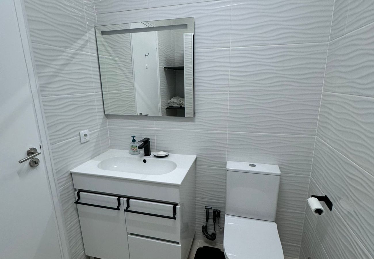 Apartamento em Quarteira - Algarve, apartamento T1+1 acolhedor no centro de Quarteira