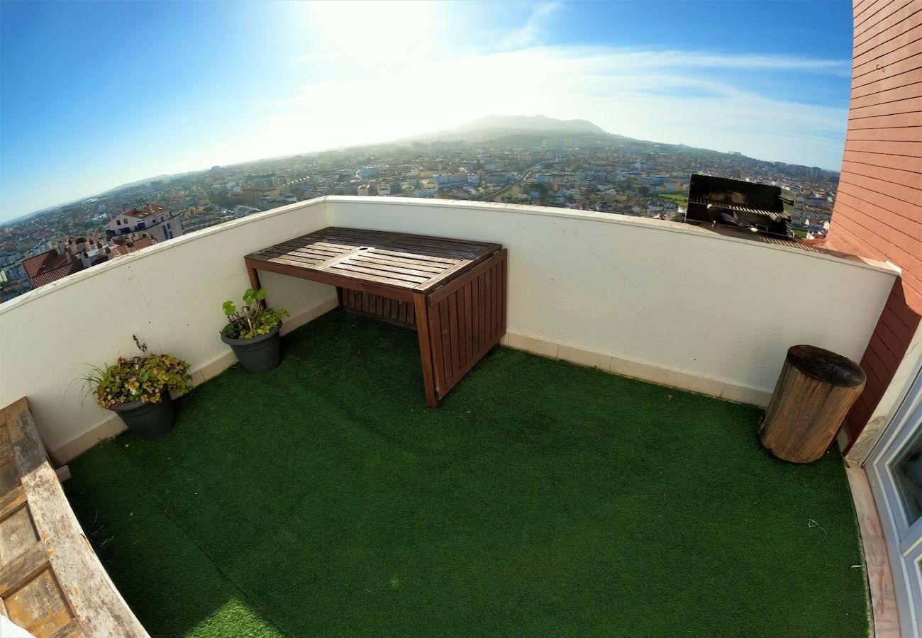 Apartment in Algueirão - Sintra, T3 duplex com terraço e vistas maravilhosas, Tapada das Mercês, Sintra