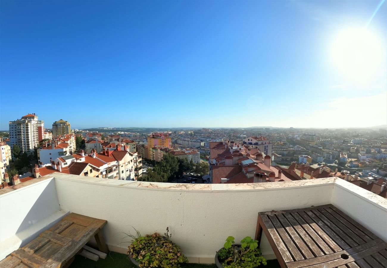 Apartment in Algueirão - Sintra, T3 duplex com terraço e vistas maravilhosas, Tapada das Mercês, Sintra