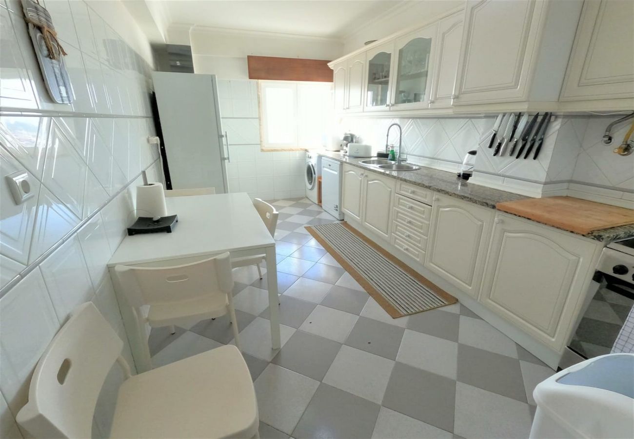 Apartment in Algueirão - Sintra, T3 duplex com terraço e vistas maravilhosas, Tapada das Mercês, Sintra