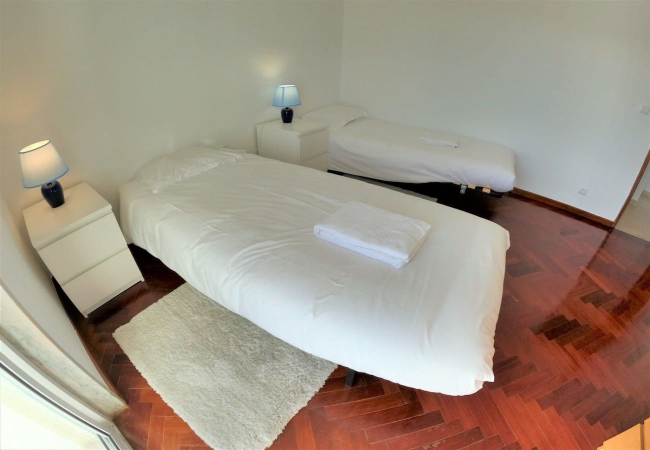 Apartment in Algueirão - Sintra, T3 duplex com terraço e vistas maravilhosas, Tapada das Mercês, Sintra