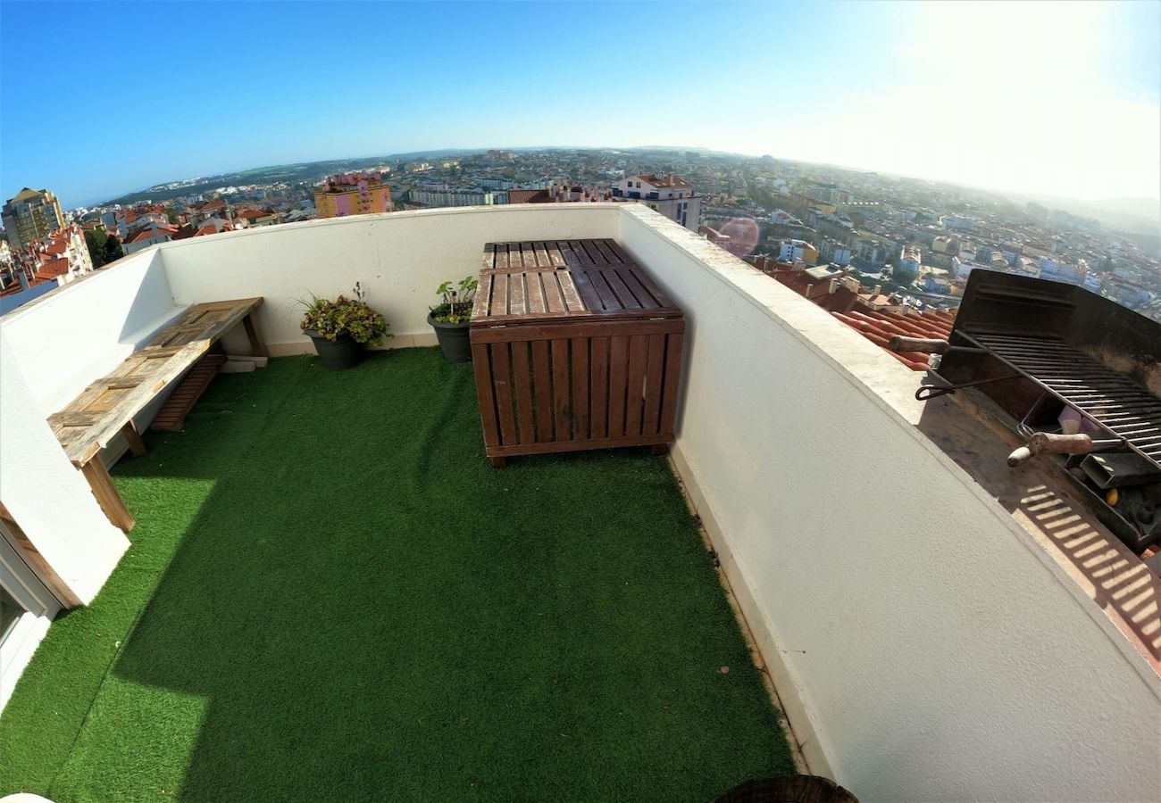 Apartment in Algueirão - Sintra, T3 duplex com terraço e vistas maravilhosas, Tapada das Mercês, Sintra
