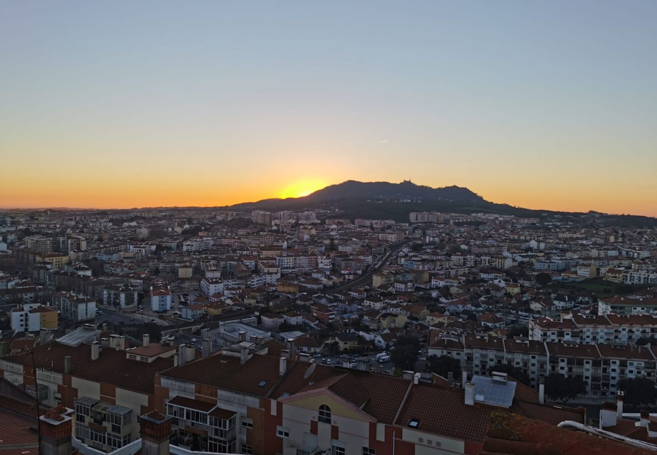Apartment in Algueirão - Sintra, T3 duplex com terraço e vistas maravilhosas, Tapada das Mercês, Sintra